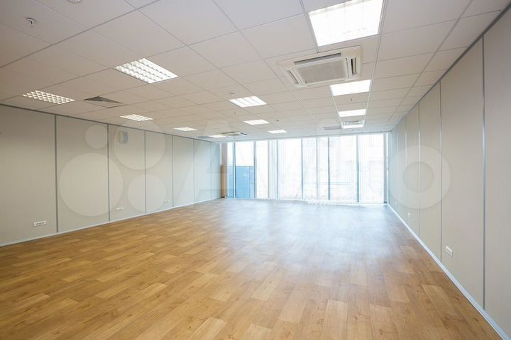 Торговое помещение 60 м²