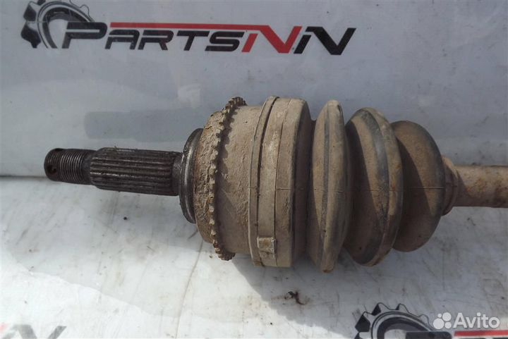 Привод передний левый Митсубиши Паджеро Io Пинин