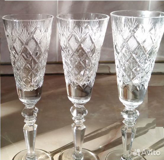 Бокалы, стаканы, стопки, кружки