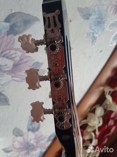 Классическая гитара