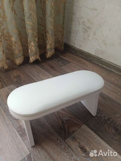 Подставка маникюрная