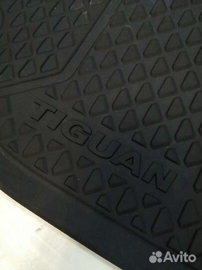 Оригинальные коврики на Volkswagen Tiguan 2