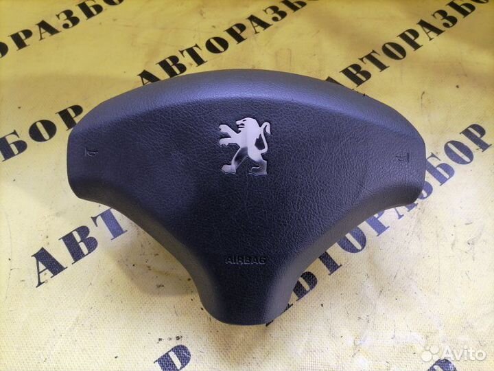 Подушка безопасности в руль (рулевое колесо) SRS