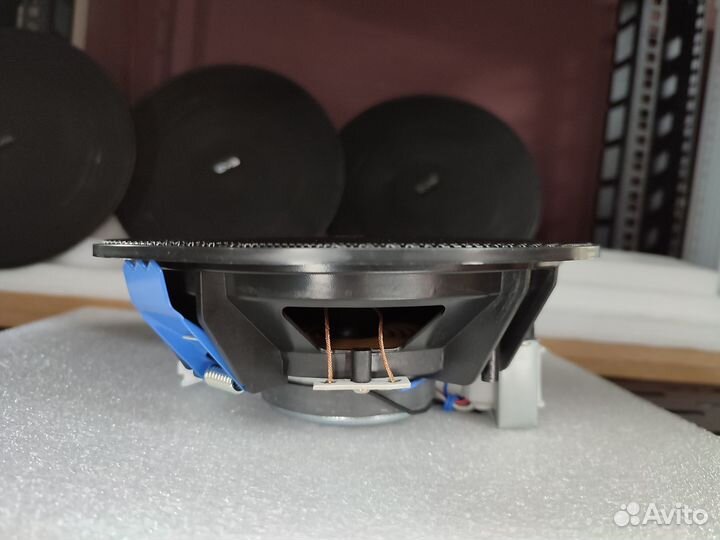 Потолочная акустика