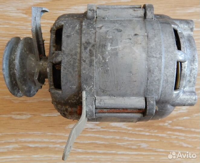 Двигатель асинхронный