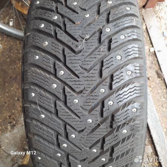 Nordman 8 215/55 R17 и 215/55 R17