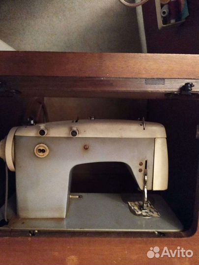 Швейная машина Veritas 8014