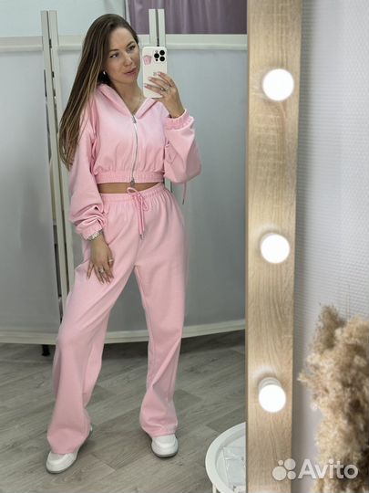 Спортивный костюм женский