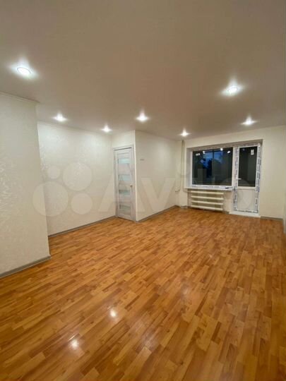 2-к. квартира, 45 м², 2/4 эт.