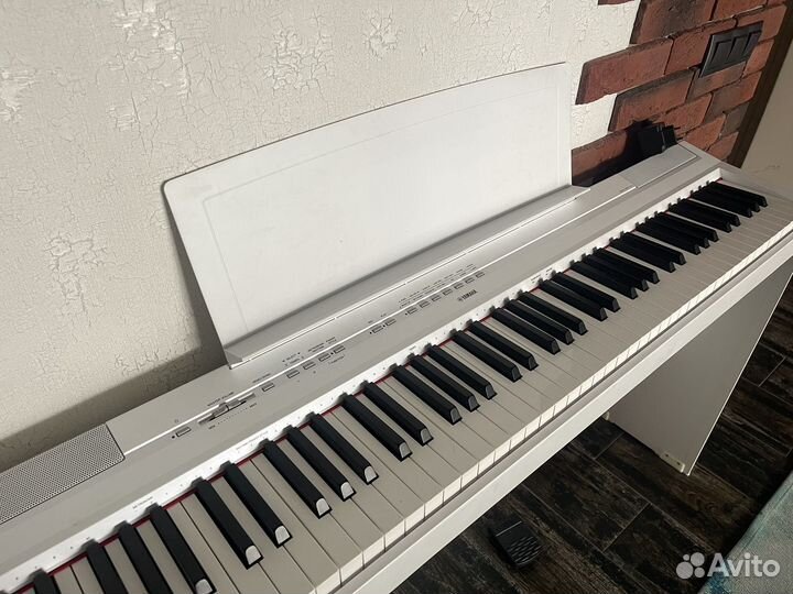 Цифровое пианино yamaha P-115 WH