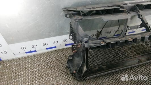 Передняя панель крепления облицовки (телевизор) vo