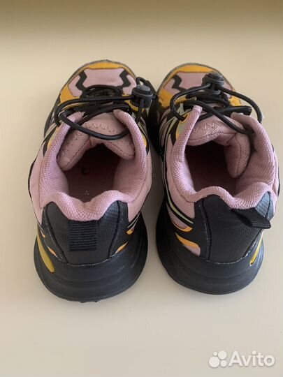 Кроссовки Zara 27 размер 16,9см