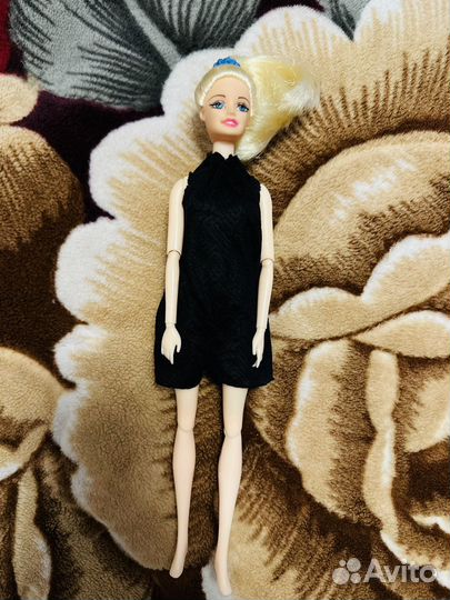Кукла барби