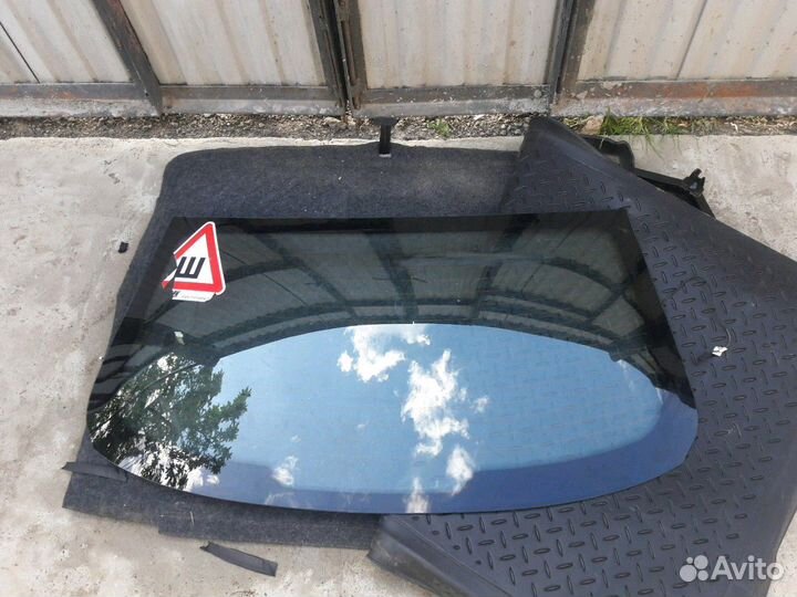 Стекло Peugeot 206 с обогревом 2008