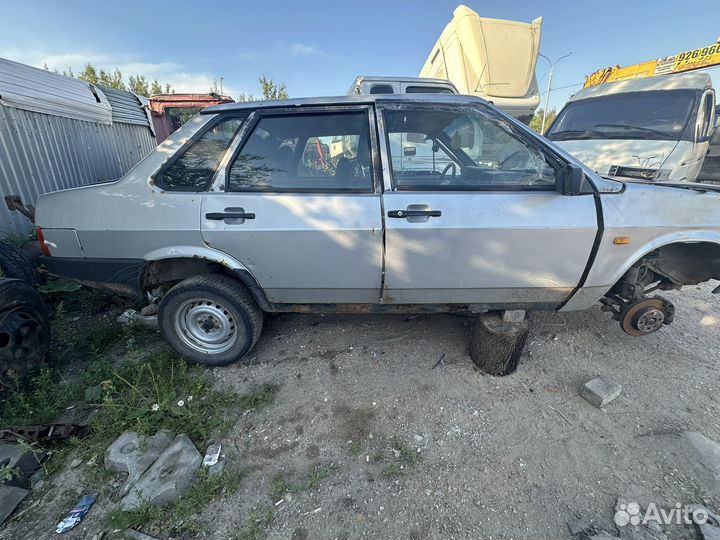 Разбор ваз 21099