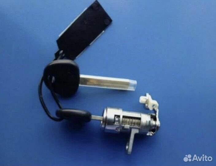 Личинка на Замок Двери Оригинал Рио 3 / Солярис