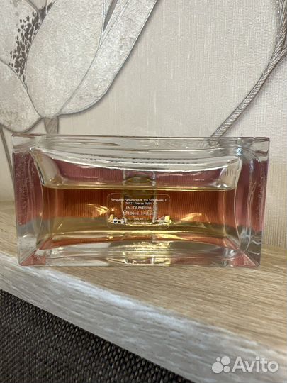 Парфюм Salvadore Ferragamo Signorina