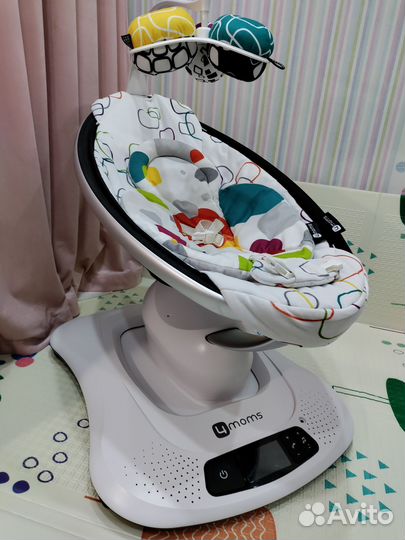 Электронные качели 4 moms для новорожденных