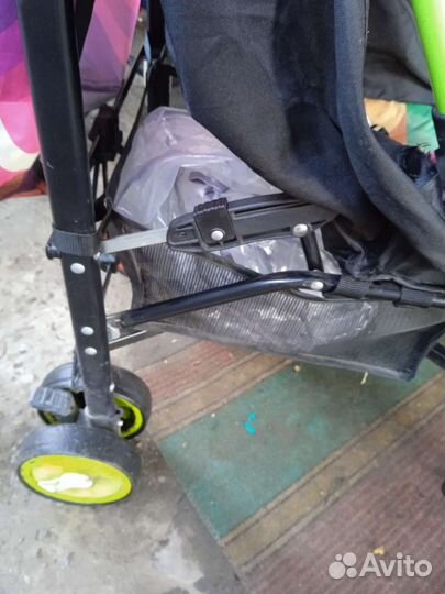 Прогулочная коляска трость