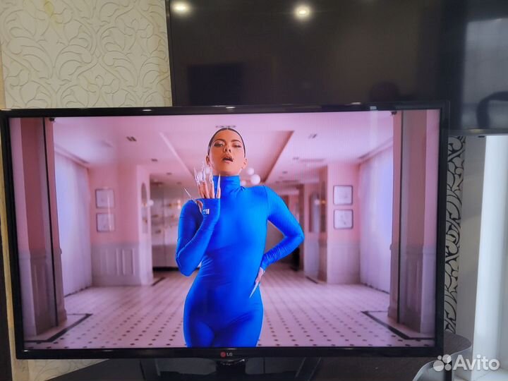 Телевизор LG 42LN540