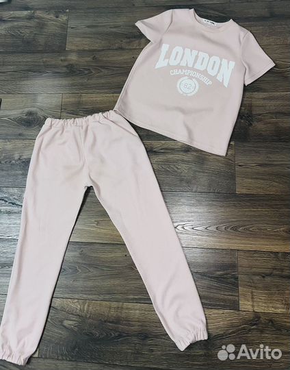Спортивный комтюм для девочек