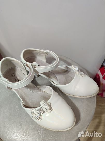 Туфли для девочки белые 34 размер