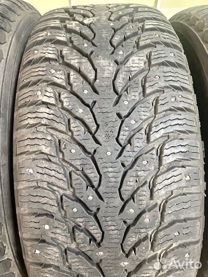 Nokian Tyres Hakkapeliitta 9 SUV 285/60 R18