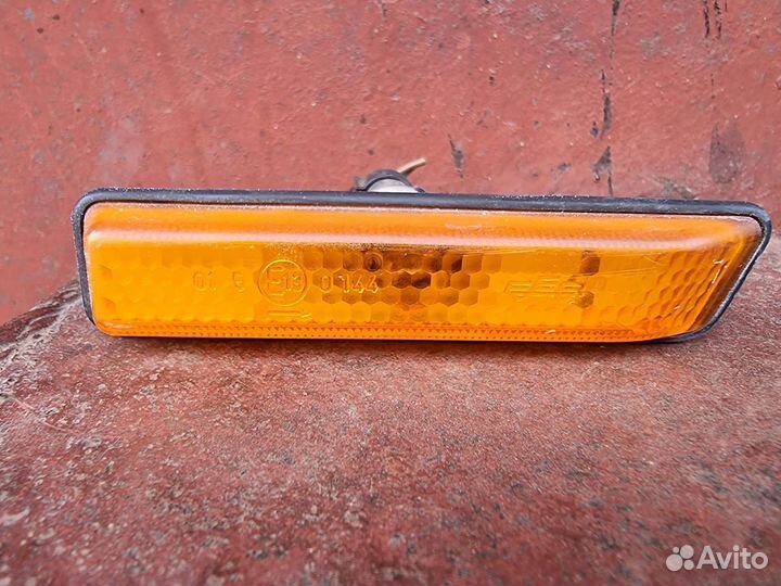 Повторитель поворота в крыло правый Bmw X5 E53