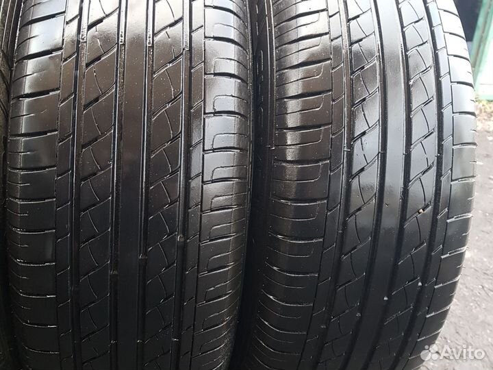 GT Radial Champiro VP1 215/65 R16