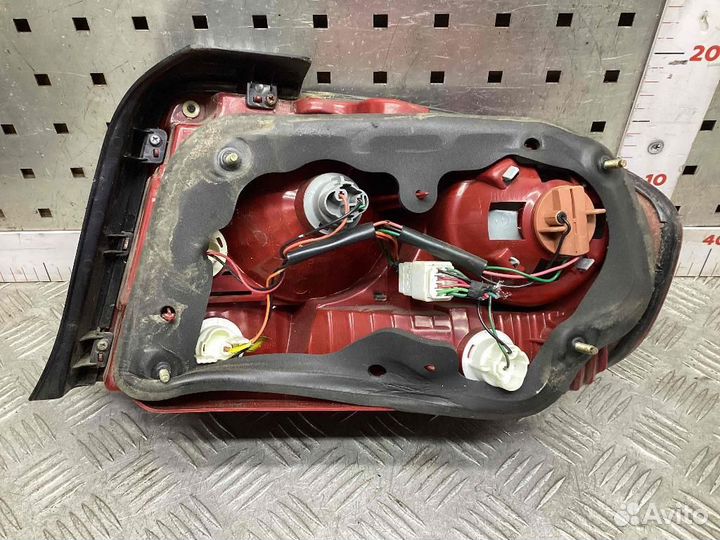 Фонарь задний левый Hyundai Sonata