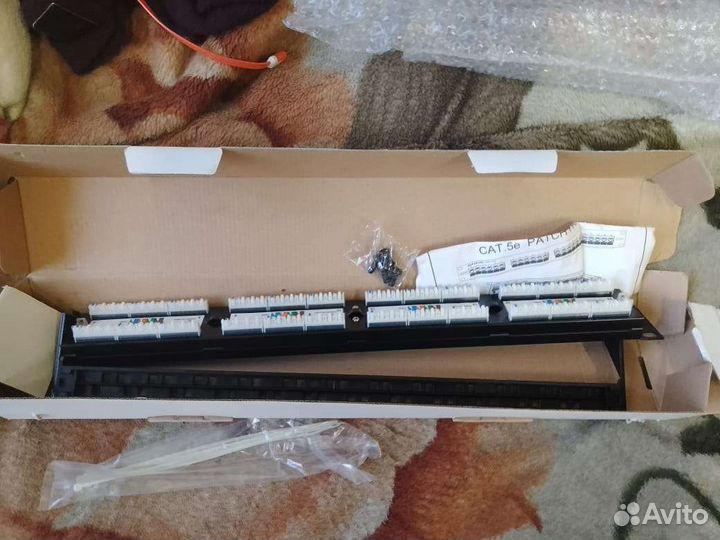 Eurolan 27B-U5-24BL 19, 24xRJ45, UTP, кат.5е