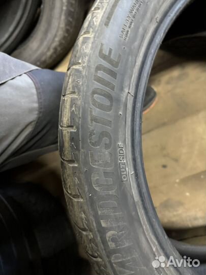 Bridgestone Alenza 001 285/40 R21