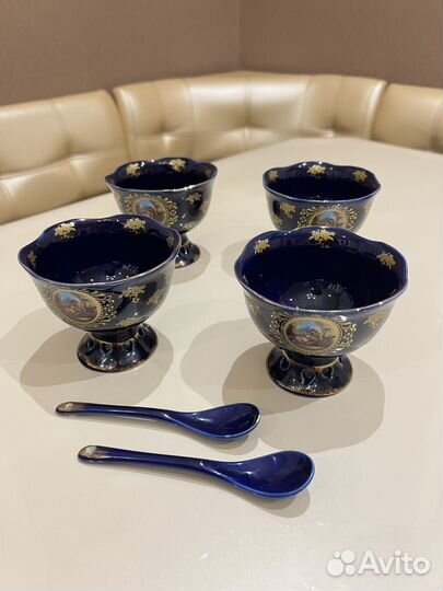 Салатницы с ложками десертницы вазочки