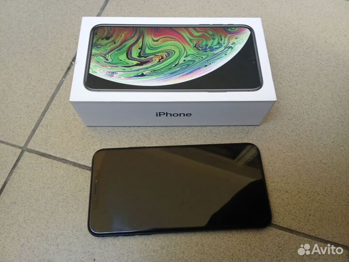 iPhone Xs Max, 64 ГБ