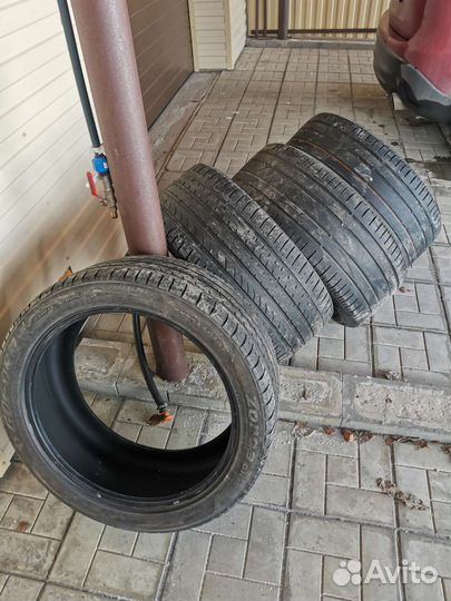 Pirelli P Zero Rosso 275/40 R20