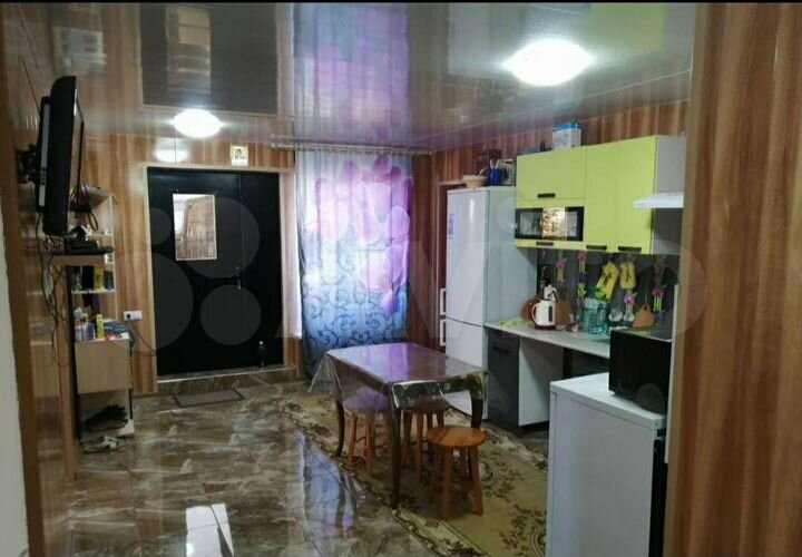 Дом 173 м² на участке 9 сот.