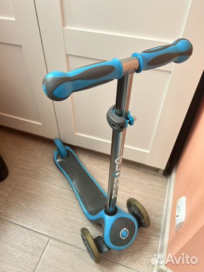 Самокат globber primo