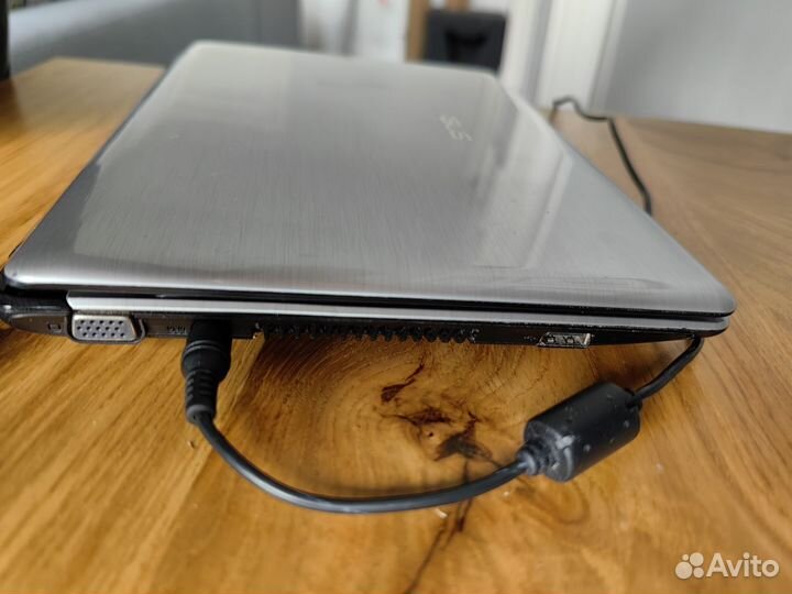 Ноутбук Asus Eee PC 1201T