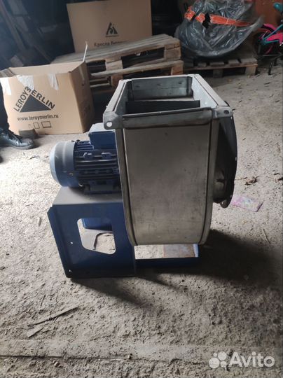 Вентилятор вытяжной промышленный бу