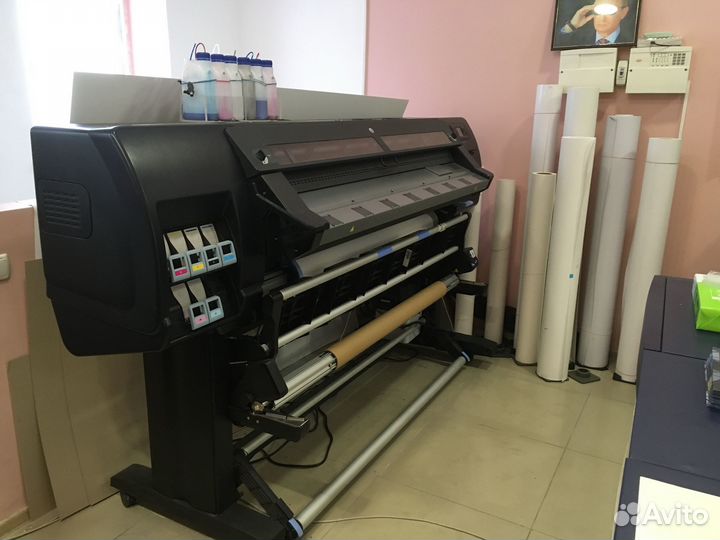 Продам широкоформатный принтер HP L26500