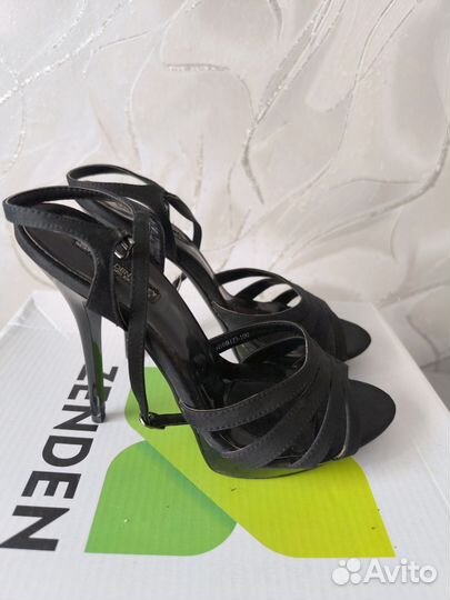 Босоножки женские 35 размер