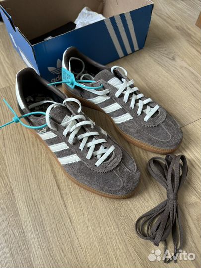 Adidas spezial