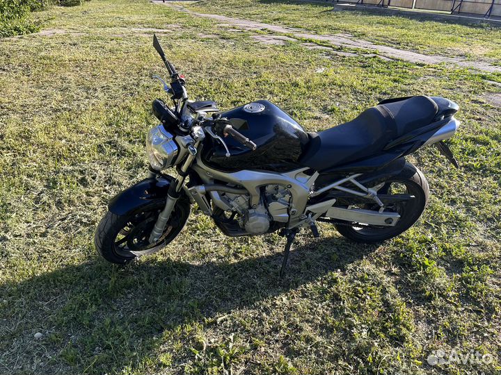 Мотоцикл Yamaha FZ6