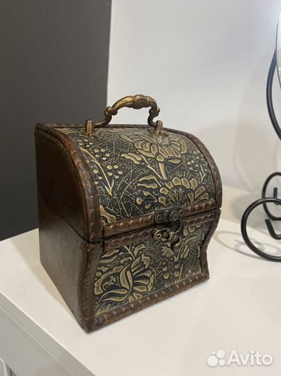 Сундучек, шкатулка