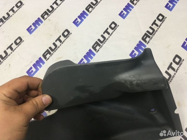 Накладка багажника задняя левая Дэу Матиз