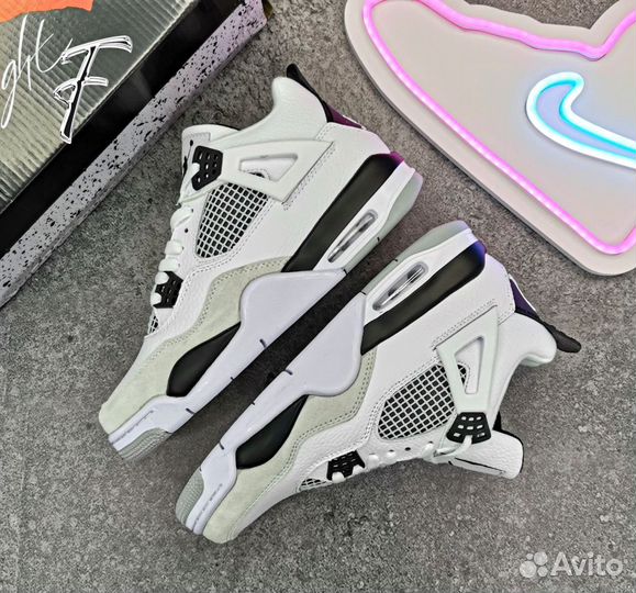 Кроссовки Nike Air Jordan 4 Retro Мужские