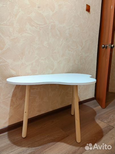 Столик облачко