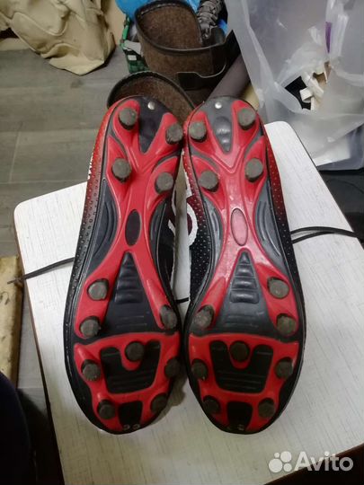 Бутсы Футбольные размер 42 состояние новых