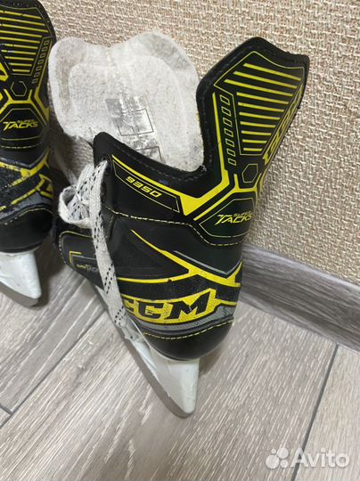 Коньки хоккейные ccm