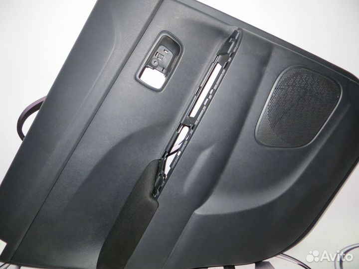 Обшивка двери задняя левая Mitsubishi ASX